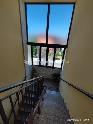 Appartamento completamente ristrutturato con tre camere, taverna, garage e ampio scoperto esclusivo - Foto 19