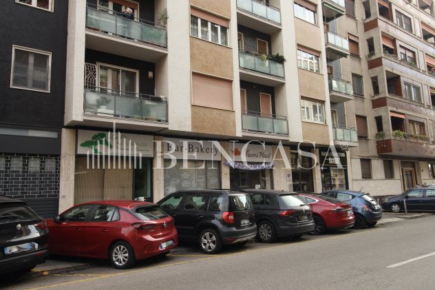 Negozio con vetrina su strada - Foto 3