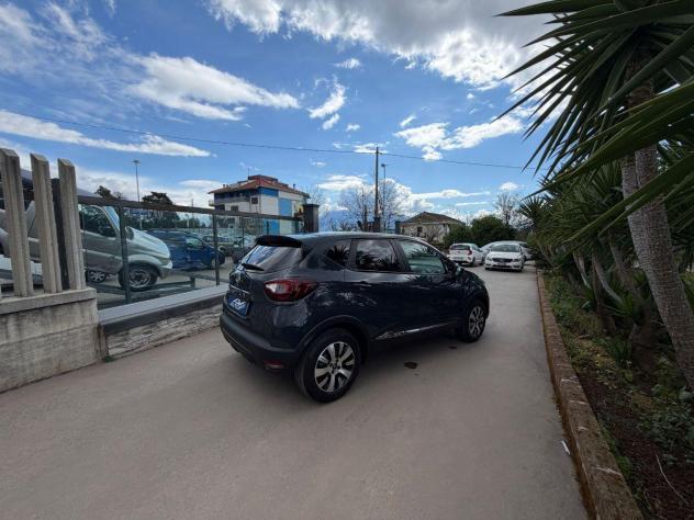 RENAULT - Captur - dCi 8V 110 CV S&S Energy Intens - Foto 4
