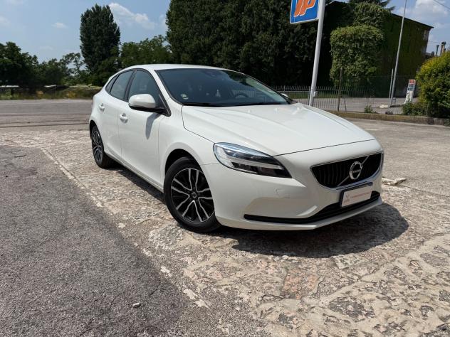 Volvo V40 T2 Momentum - Foto 3