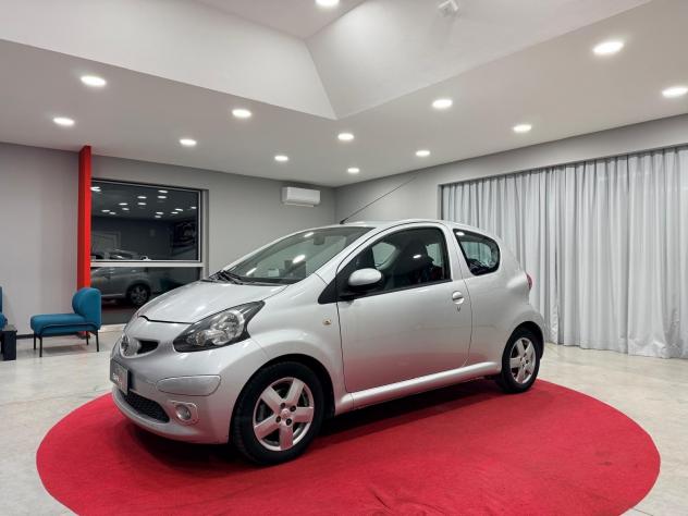 Toyota Aygo 1.0 12V VVT-i 3 porte AUTOMATICA OK NEOPATENTATI - Foto 5