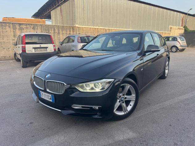 Bmw 316d Touring Luxury Automatica - Foto 4