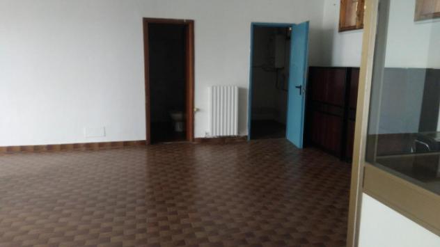 Immobile di 100 m² con 1 locale in vendita a Carpi - Foto 3