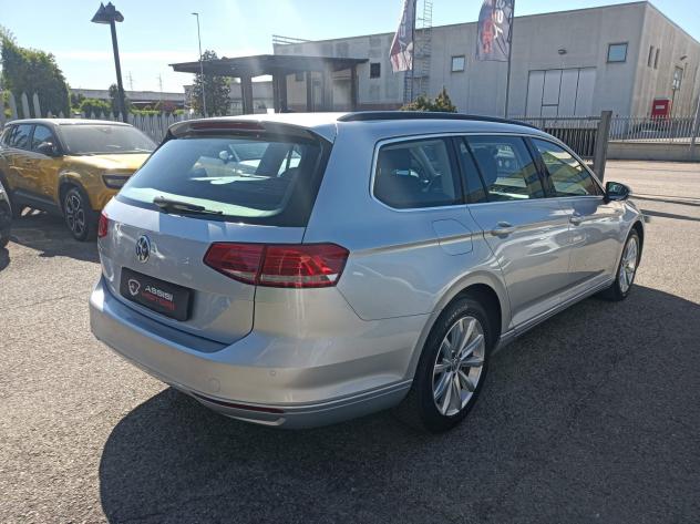 Volkswagen Passat 2.0 TDI SCR DSG Executive BMT - Foto 4
