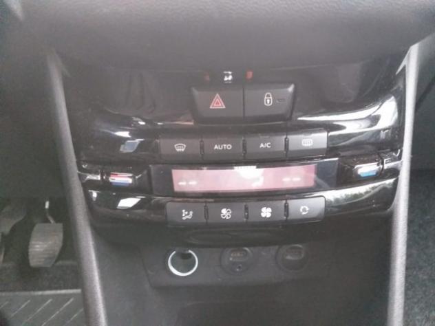 PEUGEOT 208 1.2 VTi 82 CV 3 porte GT LINE rif. 18349470 - Foto 3