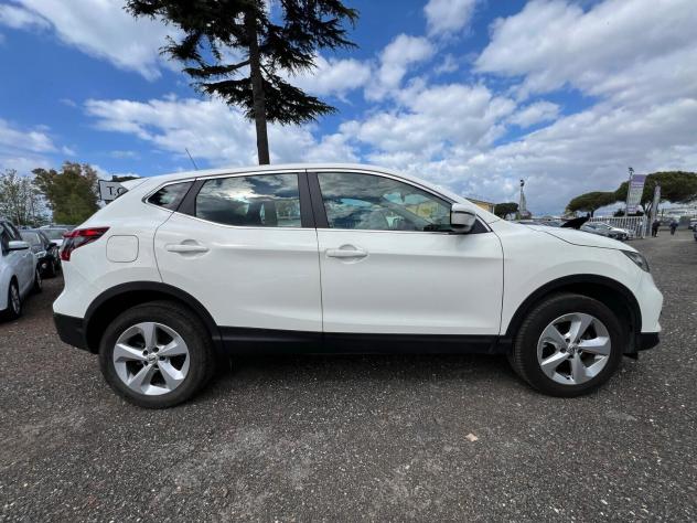 Nissan Qashqai 1.3 DIG-T 140 CV N-Connecta - Foto 3