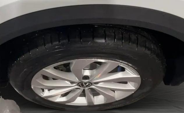 Volkswagen T-Roc 2.0 TDI SCR Edition Plus DSG - Foto 6