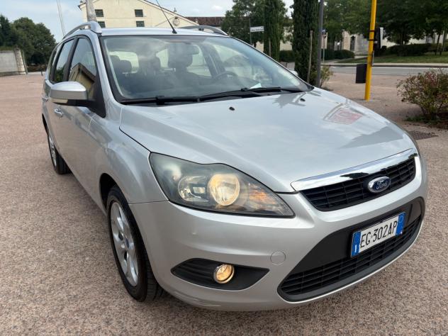 Ford Focus 1.6 TDCi (110CV) SW Tit. anno 2011 - Foto 4