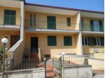 2033/TAVERNAZARONE Villetta a schiera di mq 200 su tre livelli in parco pri &hellip;