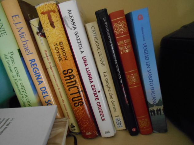 Libri - Foto 2