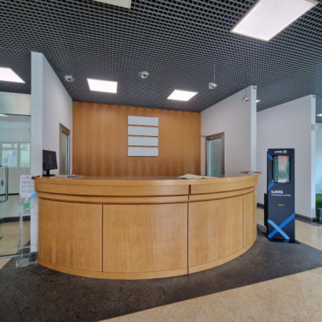 Immobile di 950 m² con più di 5 locali in affitto a Pero - Foto 6