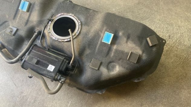 Serbatoio carburante Kia Rio 1.2 del 2019 (31100-H8140) - Foto 3