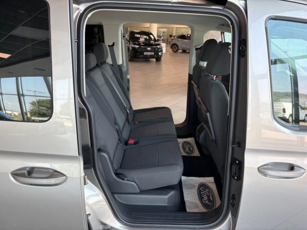 FORD Tourneo Connect 2.0TDCI 122cv C.AUT. 7R TITANIUM 5 POSTI rif. 21730268 - Foto 8