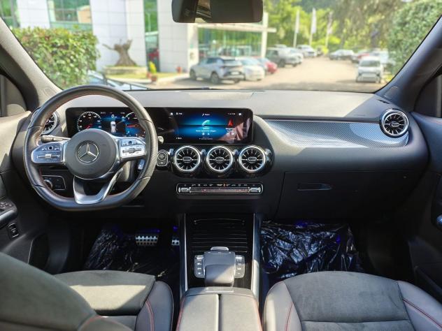 Mercedes-Benz GLA GLA 200 d AMG Line Premium - Foto 7