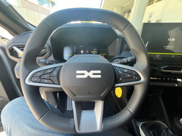 Dacia Bigster expression mild hybrid 140 - Foto 6