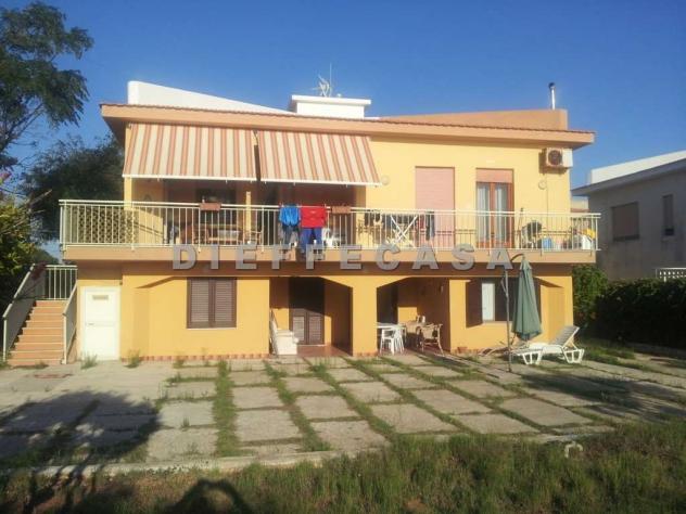 V1013 - In vendita a Marsala villa a due passi dal mare