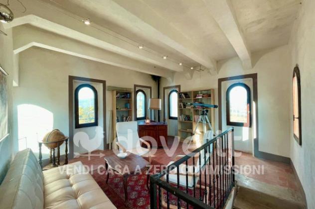 Palazzo / Stabile di 560 m² con più di 5 locali in vendita a Piegaro - Foto 3
