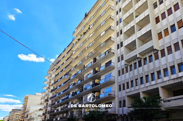 Appartamento in stabile signorile in Via Principe Amedeo