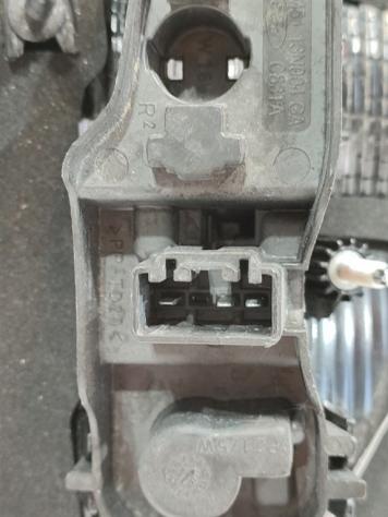 STOP POSTERIORE DESTRO INTEGRATO NEL PORTELLO FORD C - Max Serie AM5113A602BF T1DA (10) - Foto 4