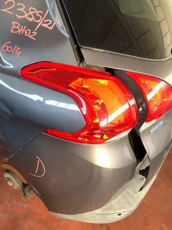Ricambi Peugeot 2008 1.6 diesel bh02 2015 - Foto 13