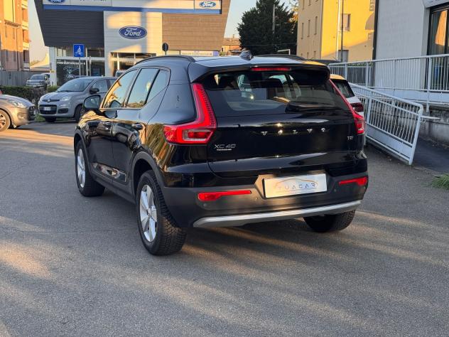 Volvo XC40 Essential T2 #50070 - Foto 2