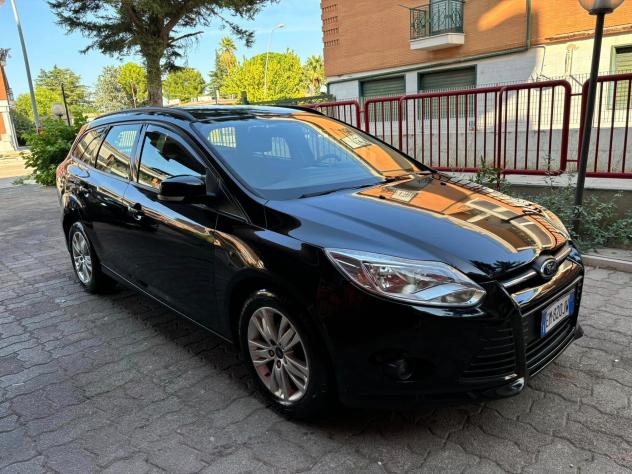 Ford Focus 1.6 TDCi 95 CV SW MOTORE NUOVO - Foto 2
