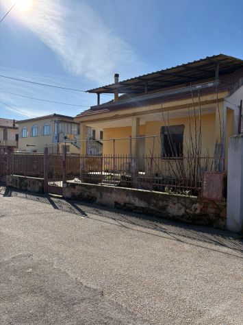 RIF.409 FRONTE VILLAGGIO COPPOLA COMPLESSO IMMOBILIARE DI 3 UNITÀ - Foto 7