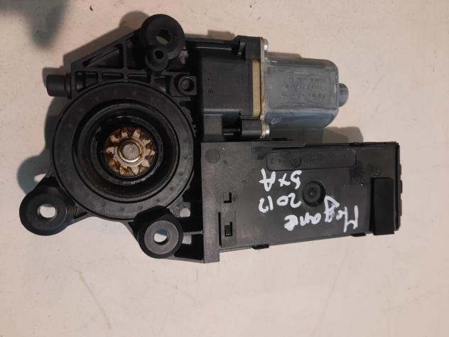 MOTORINO ALZAVETRO ANTERIORE SINISTRO RENAULT Megane Serie 0130822479 (0812)