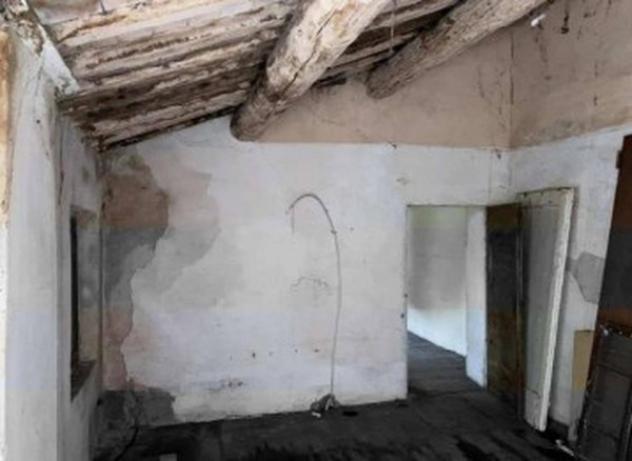 Immobile in asta di 143 m² con più di 5 locali e box auto in vendita a Castel d'Ario - Foto 5