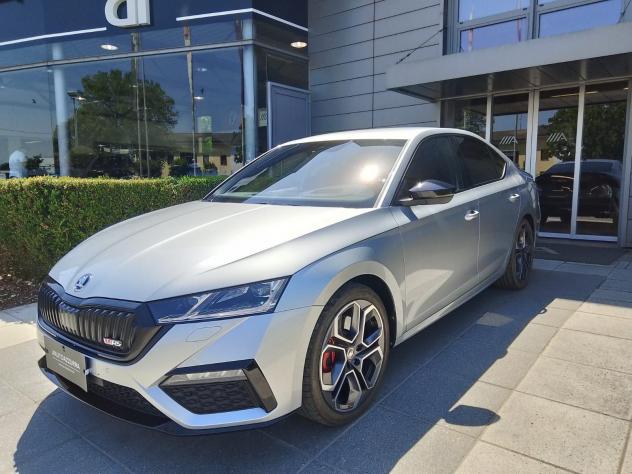 Škoda Octavia RS 2.0 TSI DSG 180kW | IVA, 19", DCC