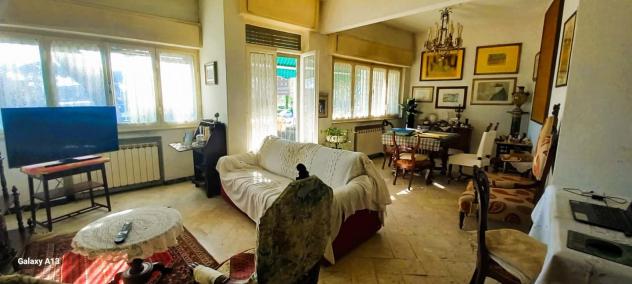 Appartamento in vendita a Marina di Carrara - Carrara 120 mq Rif: 1305065