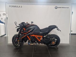 KTM 1390 Super Duke KTM 1390 Super Duke R
