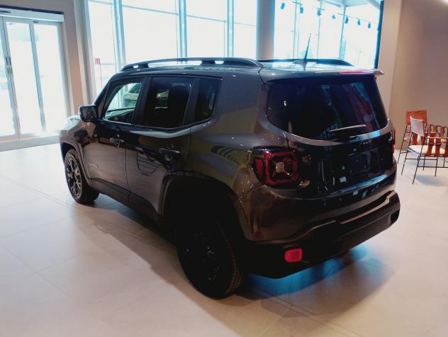 Jeep Renegade e-Hybrid 1.5 T4 MHEV 130cv North Star DDCT - Foto 2
