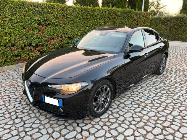 ALFA Giulia 2.2Turbodiesel 180CV 6M Super -08-2018 - Foto 5