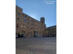 Pentalocale in vendita a Volterra