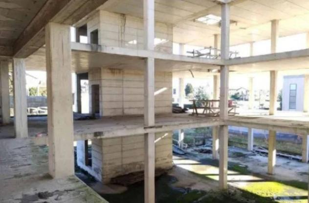 Immobile in asta di 2352 m² in vendita a Mozzate - Foto 8
