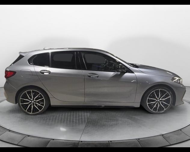 BMW Serie 1 F40 M 135i xdrive auto - Foto 5