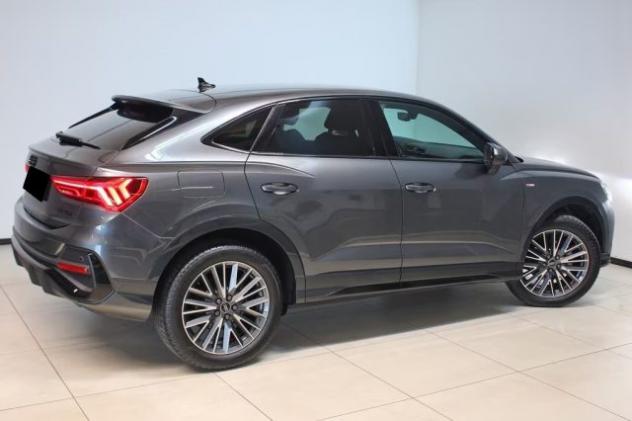 AUDI Q3 SPB 35 TDI S tronic S line Sline rif. 22890448 - Foto 4