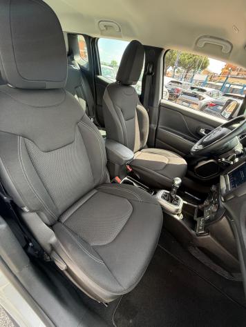 Jeep Renegade 1.6 Mjt 130 CV Limited - Foto 10