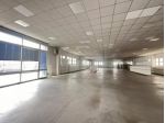 Immobile di 1000 m² con 3 locali in affitto a Brescia