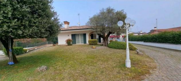 Immobile in asta di 245 m² con più di 5 locali e box auto in vendita a Cordenons - Foto 3