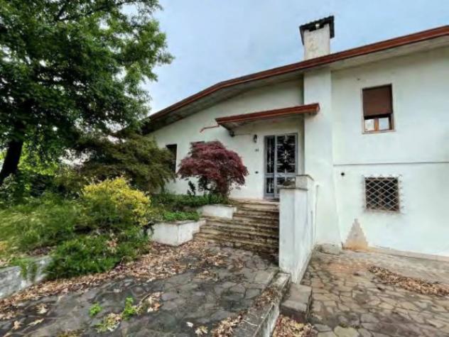 Immobile in asta di 404 m² con più di 5 locali e box auto in vendita a Gazzo - Foto 2