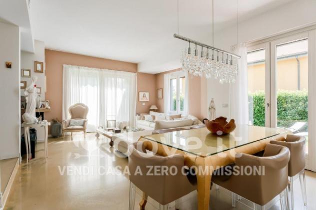 Villa di 209 m² con 3 locali e box auto in vendita a Lentate sul Seveso - Foto 9