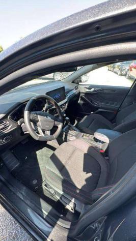 FORD Focus 5p ST-Line 1.0T EcoBoost Hybrid 155 CV Powershift rif. 23942956 - Foto 5
