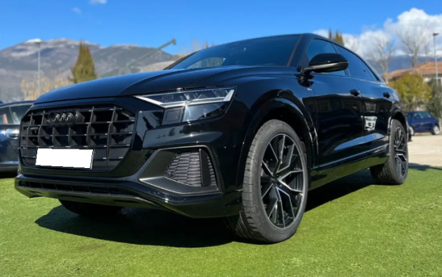 RICAMBI AUDI Q8 ANNO 2020