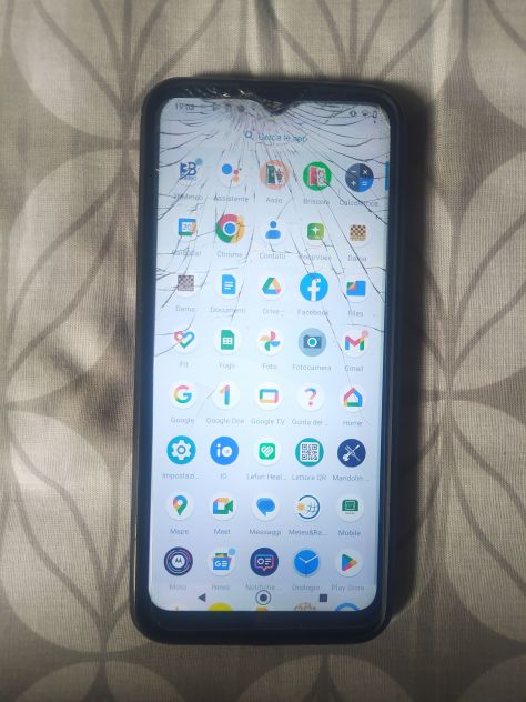 Motorola Moto E7 plus vetro rotto ma funzionante - Foto 3