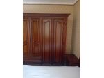 Armadio in legno stile classico