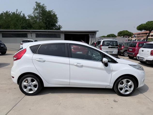 Ford Fiesta 1.2 82 CV 5 porte Titanium - Foto 8