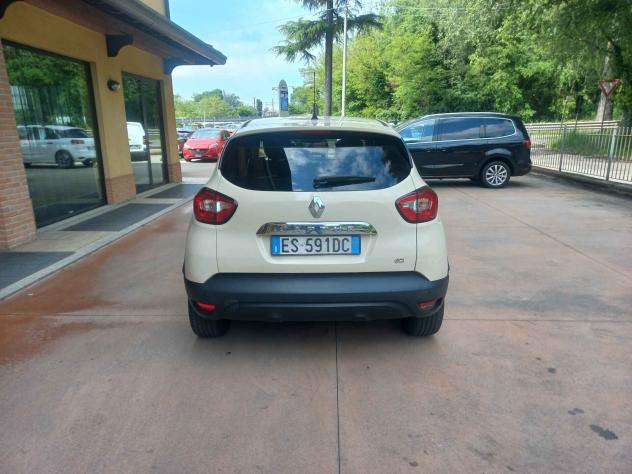 Renault Captur 1.5 dCi 8V 90 CV Start&Stop Live - Foto 6