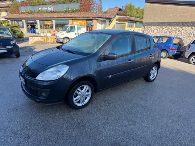 Renault Clio 1.2 16V 5 porte Le Iene GPL - Foto 4
